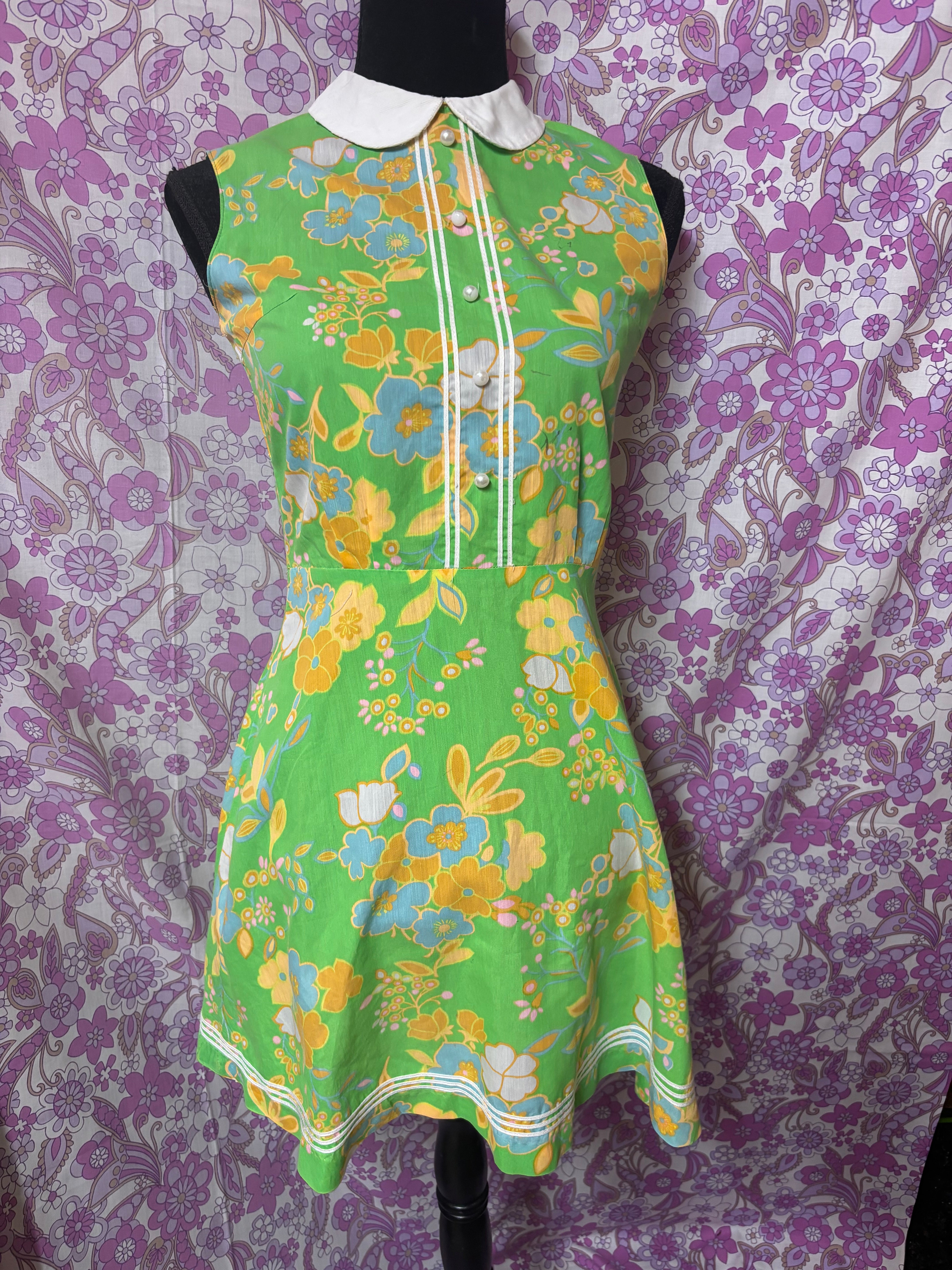 Vintage 1960s Green Floral Peter Pan Collar Dress – Diolen Cotton Size 8