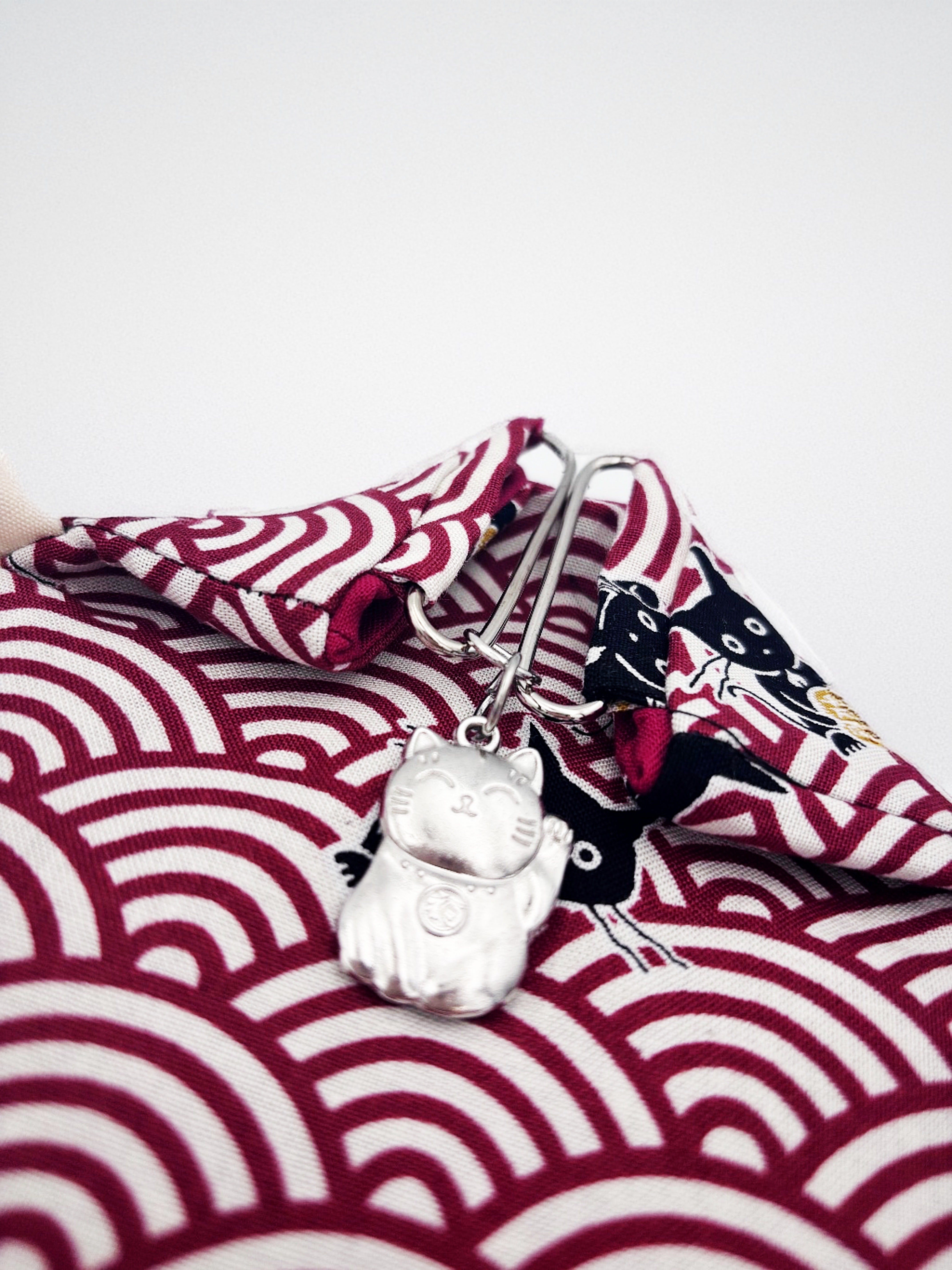 Japanese Lucky cat maneki neko coin purse red