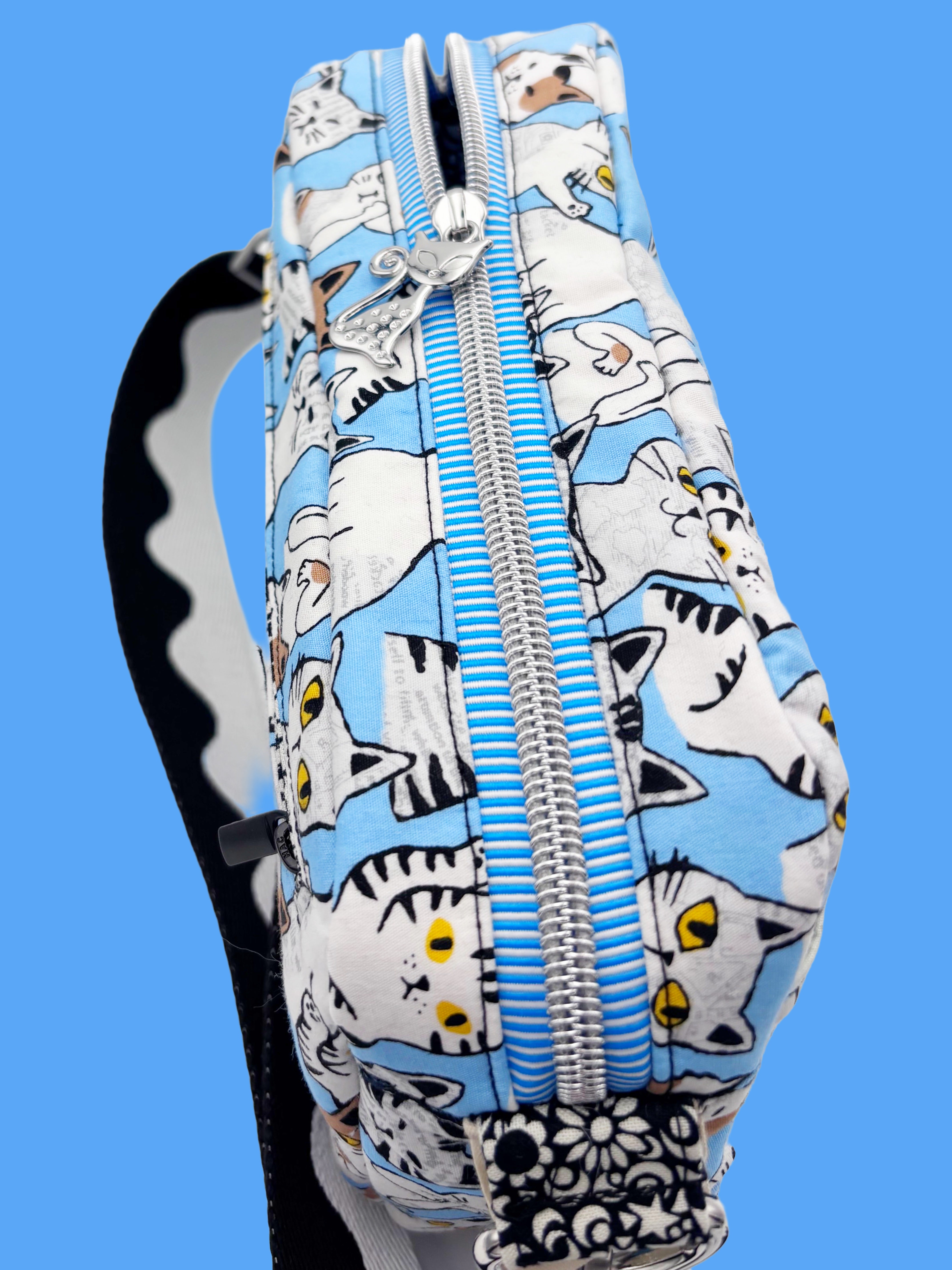 Japanese Cat Crossbody Bag – Handmade Multi Pocket Fabric Shoulder Bag Blue