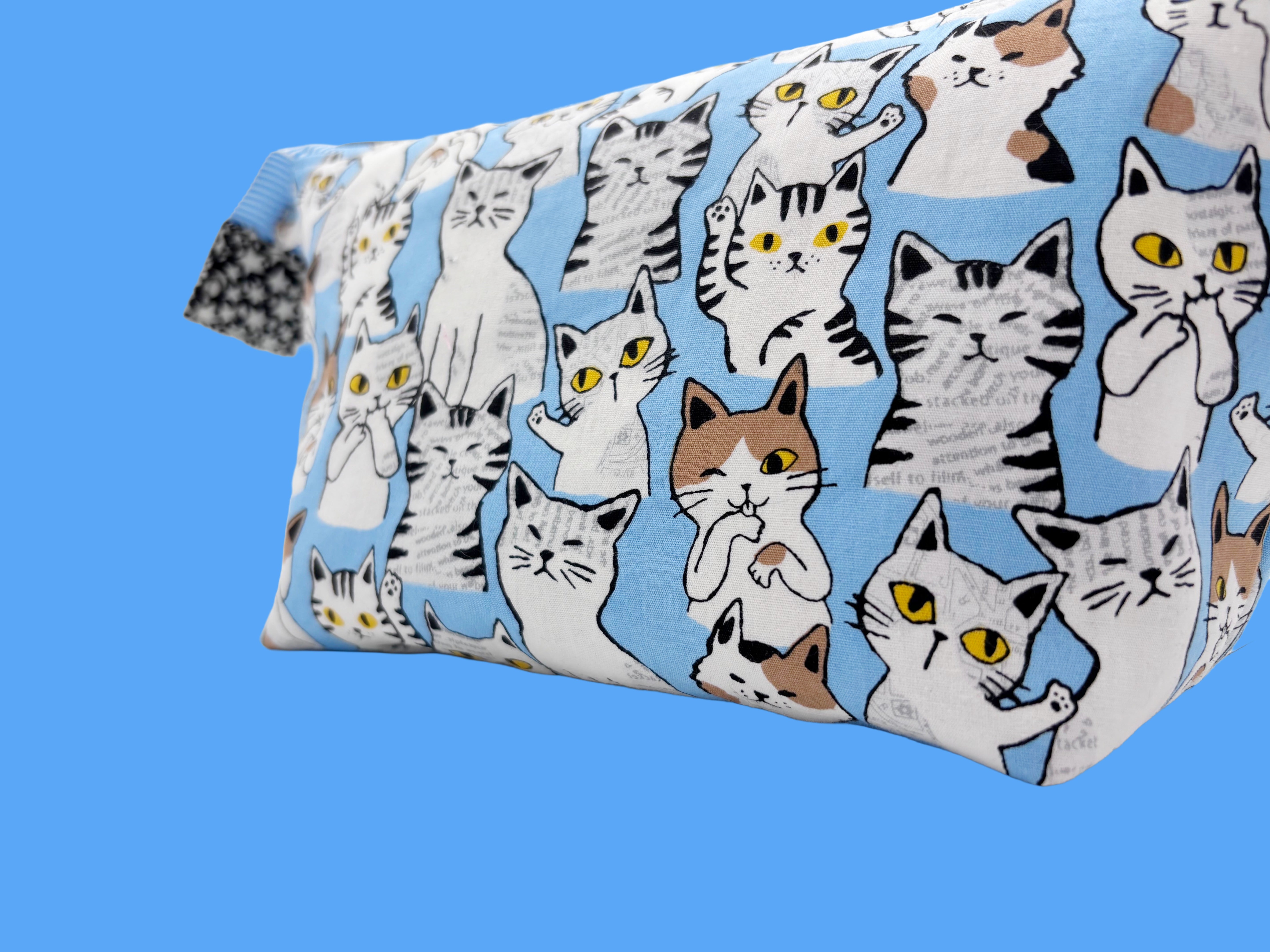 Japanese Cat Cosmetics Bag – Handmade Quirky Makeup Pouch with Star Zip Blue