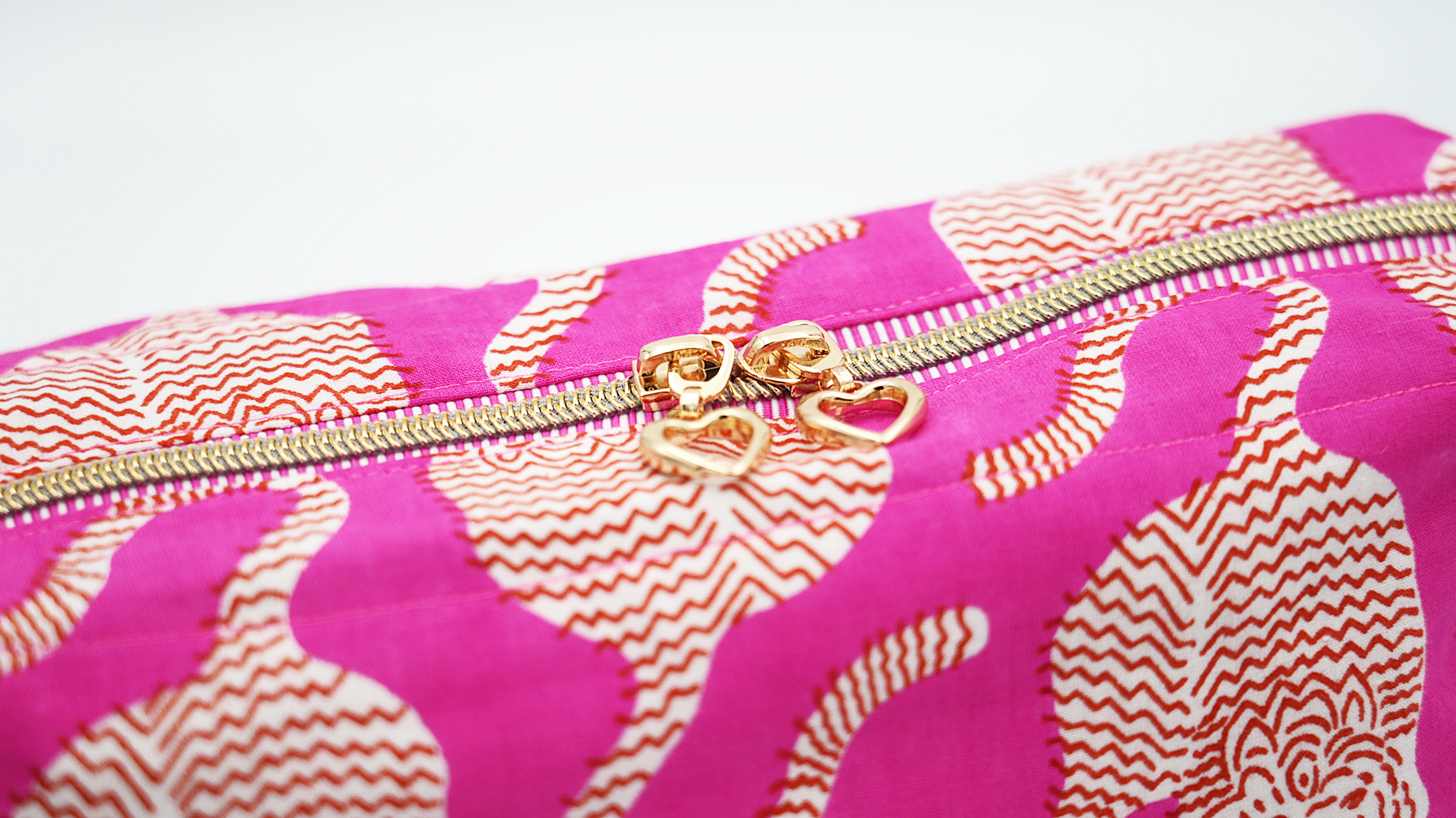 Compact Tiger Wash Bag – Hot Pink Toiletry Bag