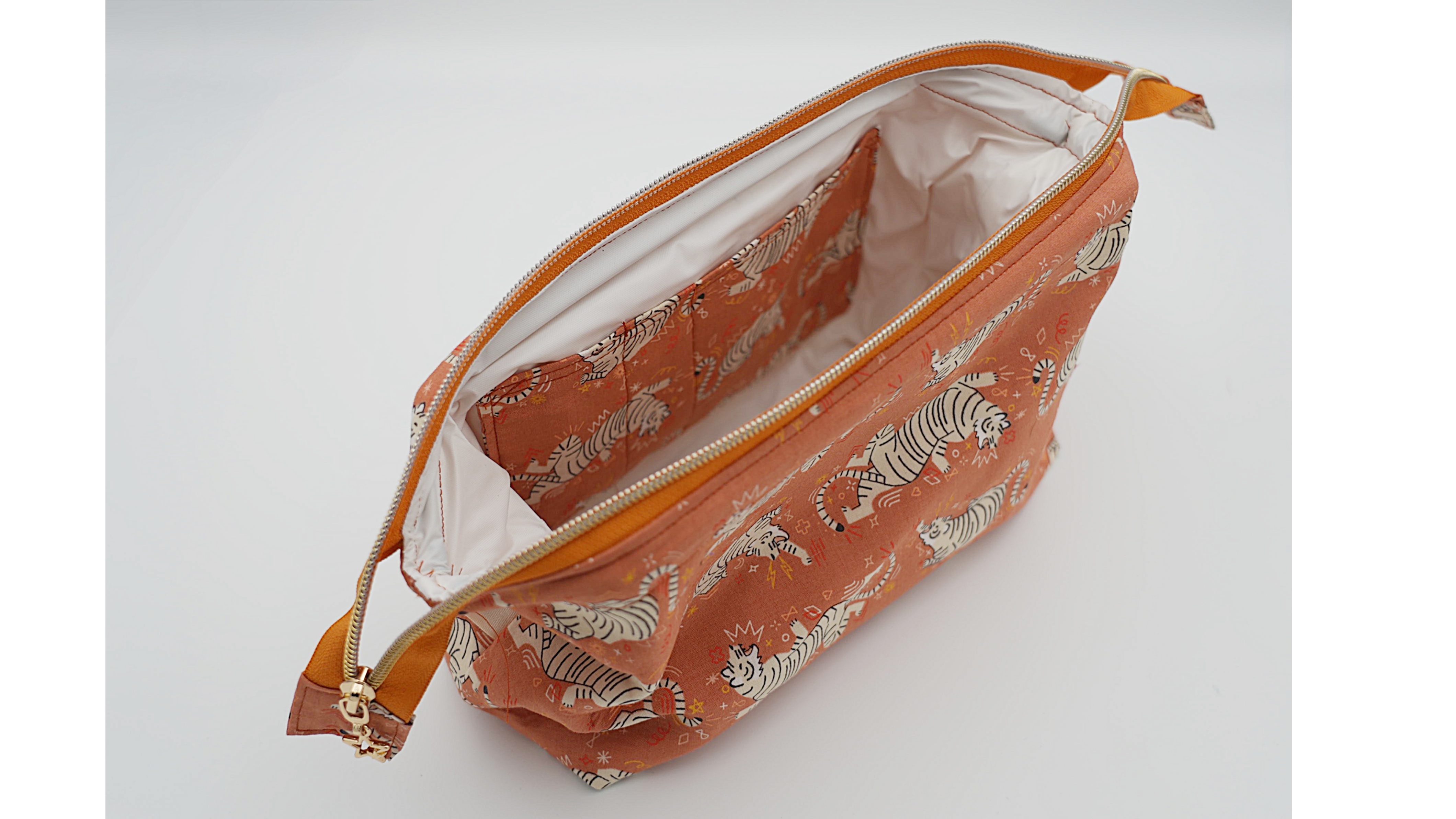 Small Tiger Print Wash Toiletry Bag
