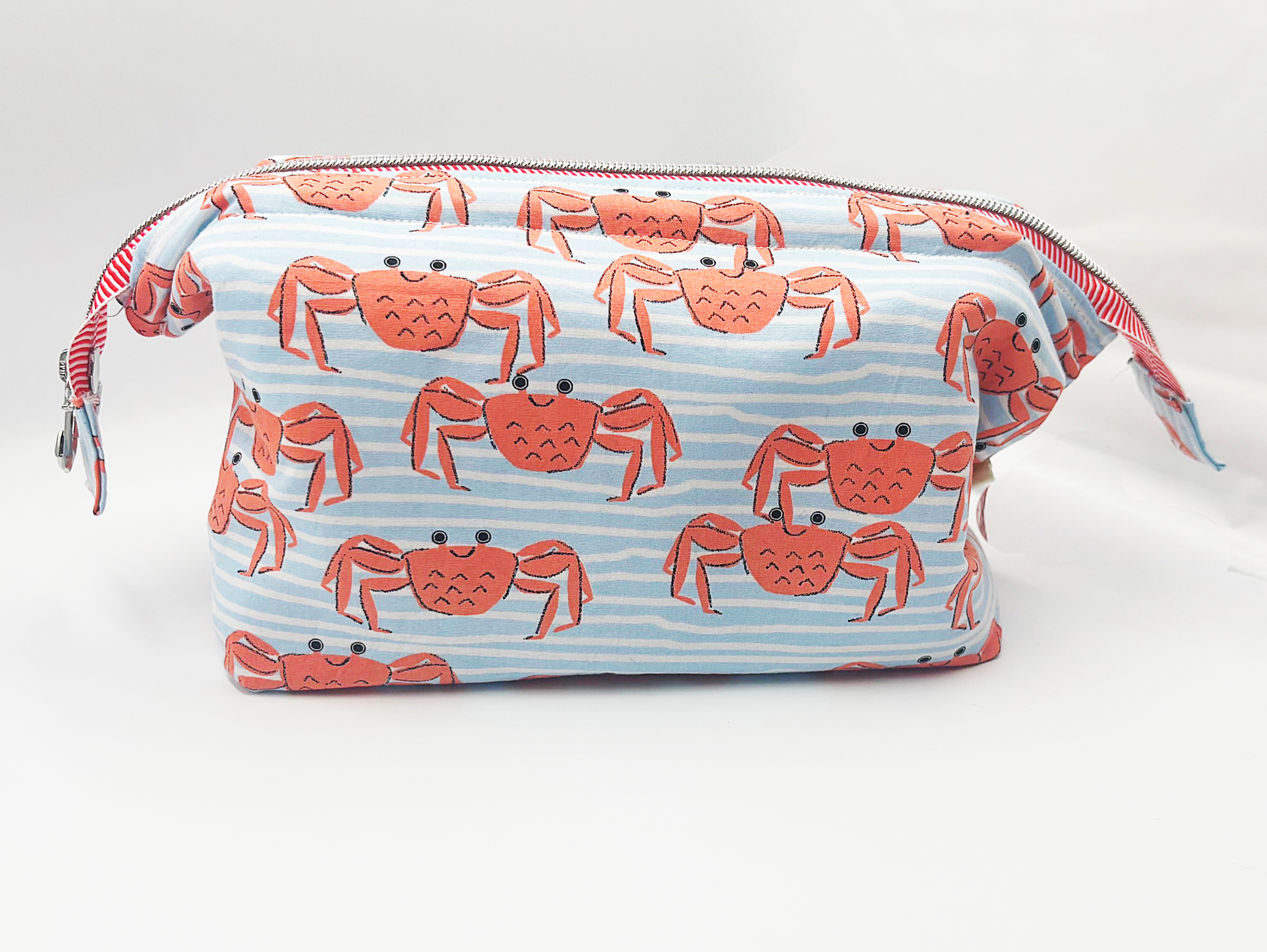 Crab Print Wash Bag