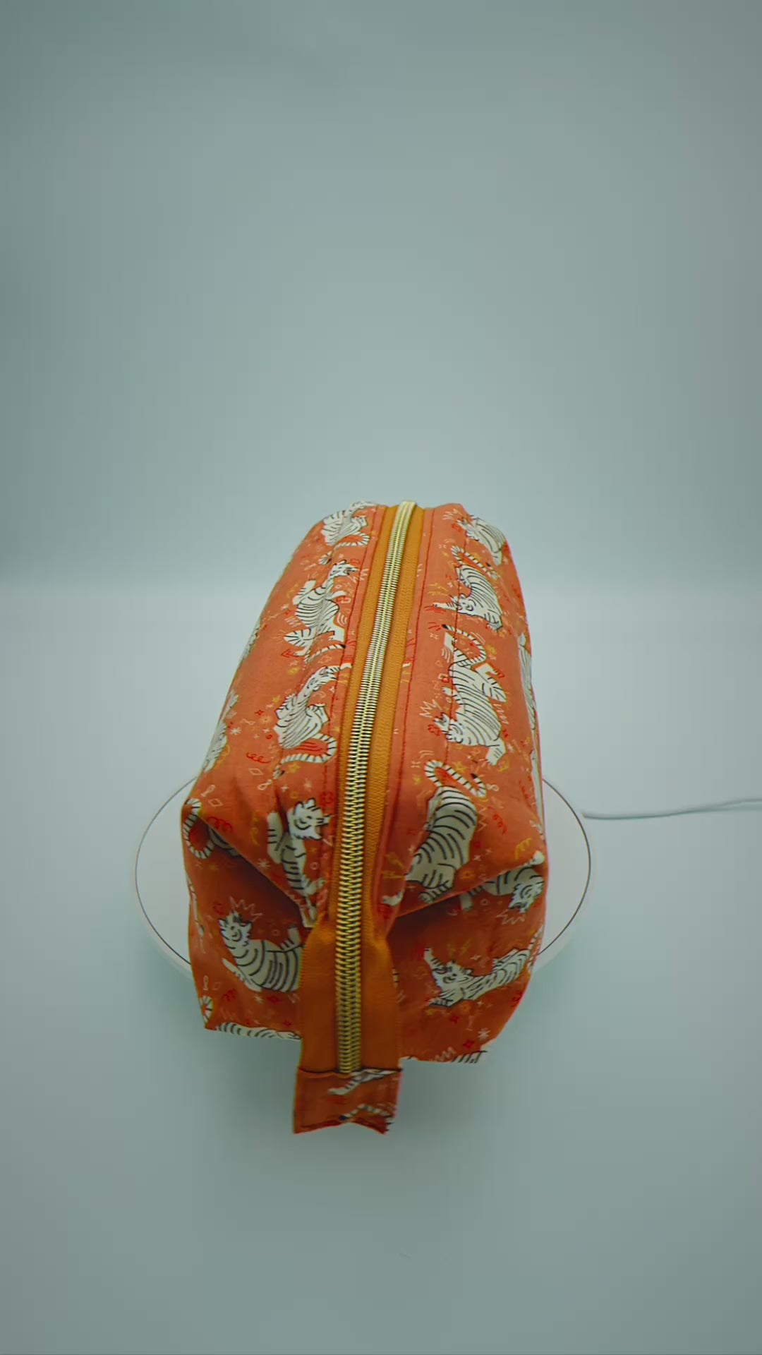 Load video: Small Tiger Print Wash Toiletry Bag